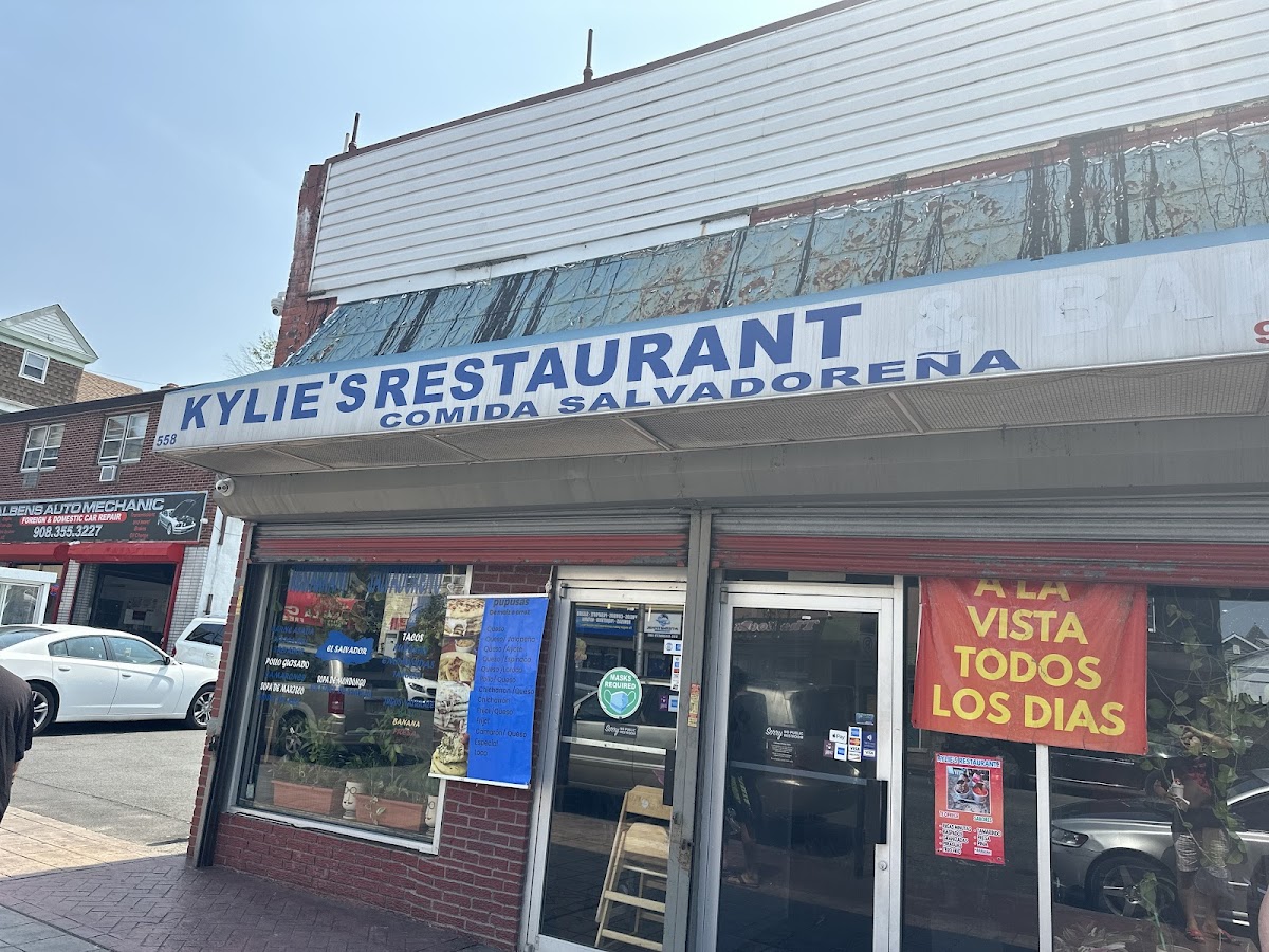 Kylie's Restaurant & Bakery